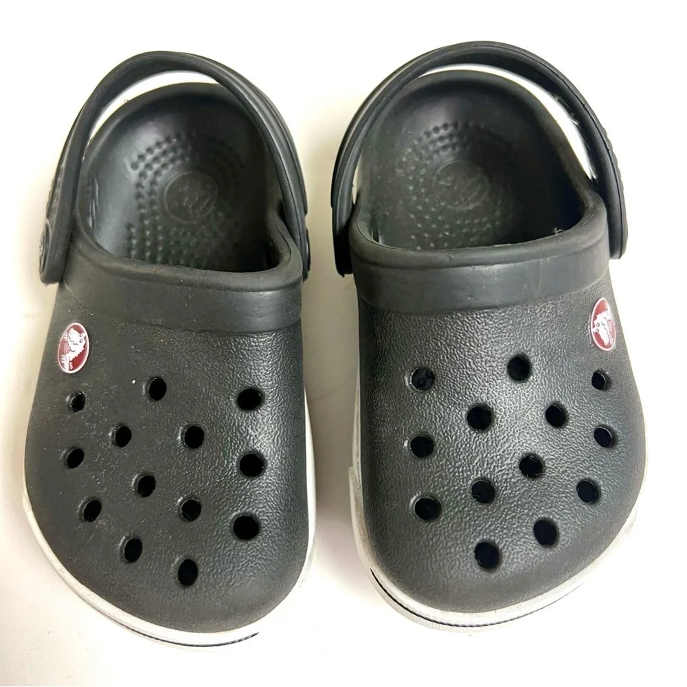 Crocs Unisex- Baby Kids Bayaband Clog in black size 4/5